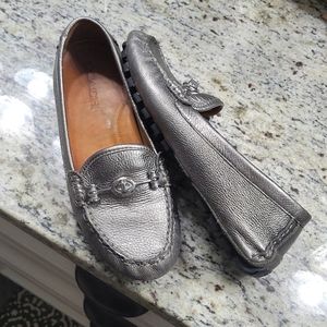 Coach Arlene size 8 metallic gray